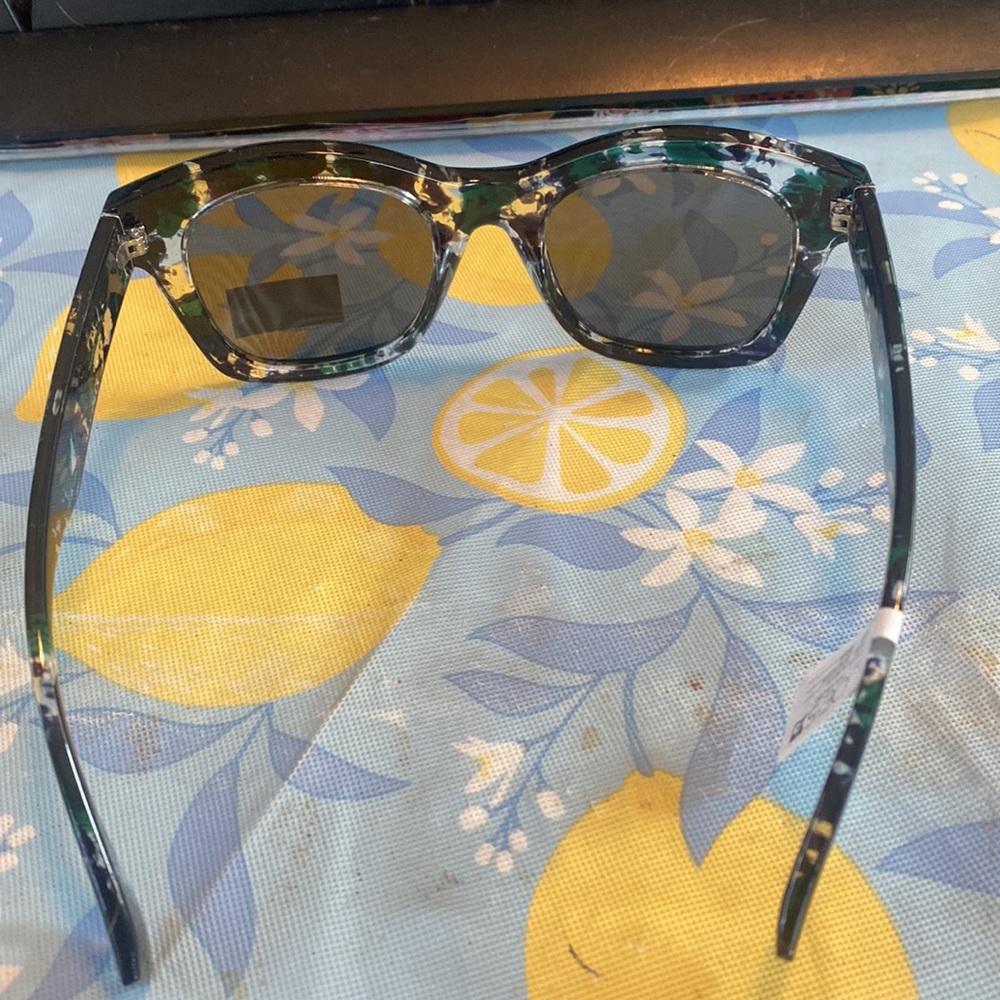 NWT Joes polarize, sunglasses - Picture 3 of 4
